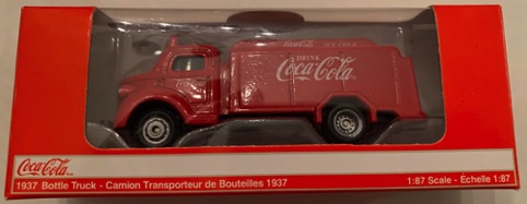 10185-1 € 17,50 coca cola 1937 bottle truck schaal 1-87 ca 10 cm.jpeg